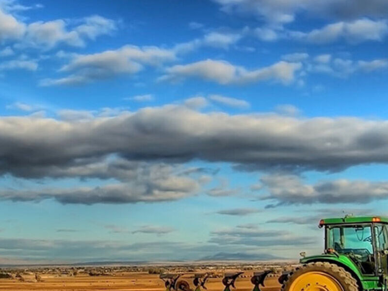 Tractor KATARRO-300 MAQUITIERRA Pacasmayo