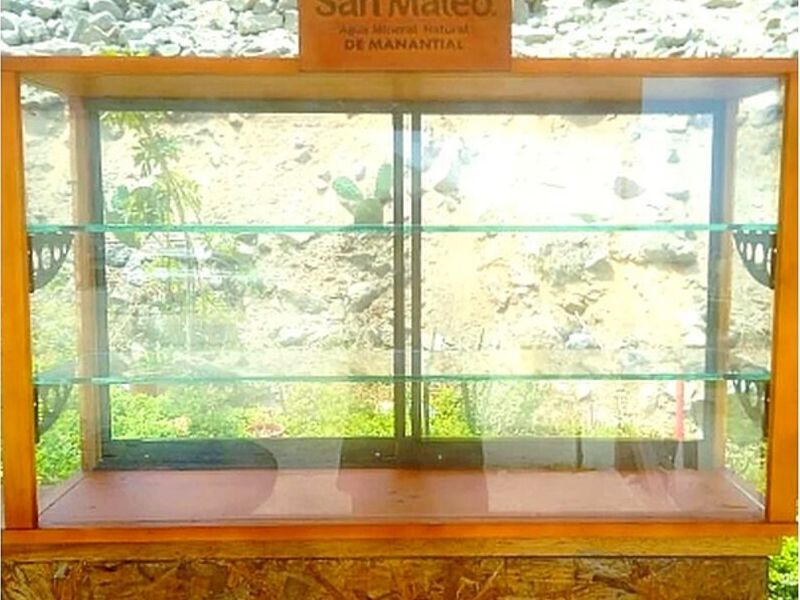 VITRINA 