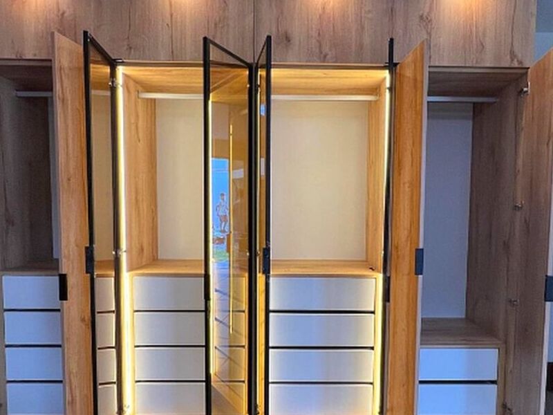 Ropero puerta vidrio espejados Peru