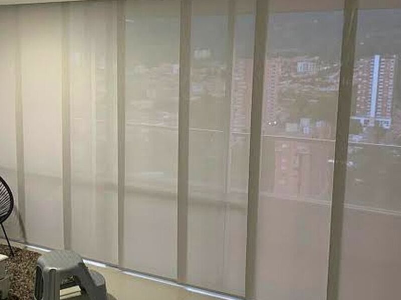 Cortina panel japones gris Lima 