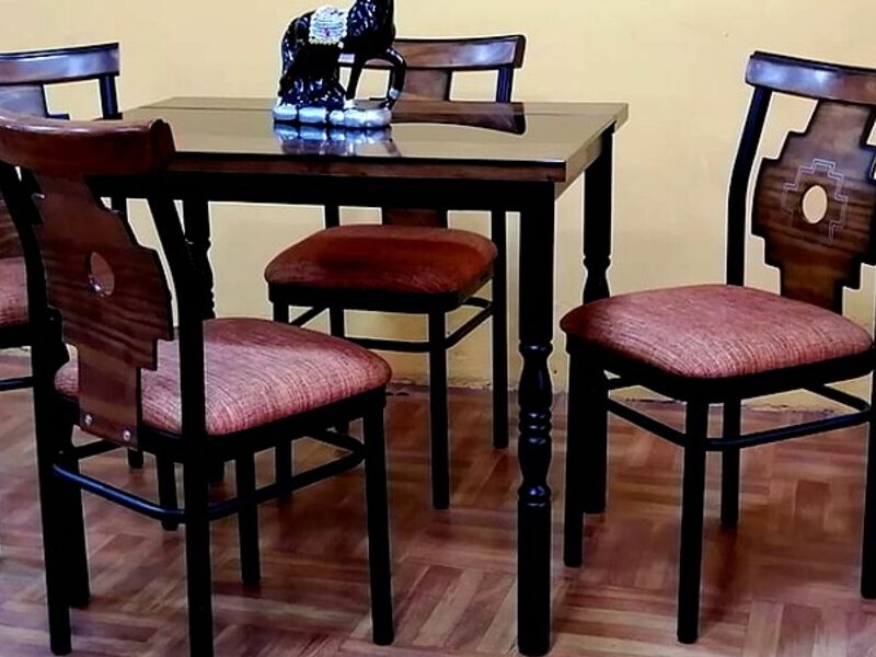 Mesa rustica comedor madera Perú