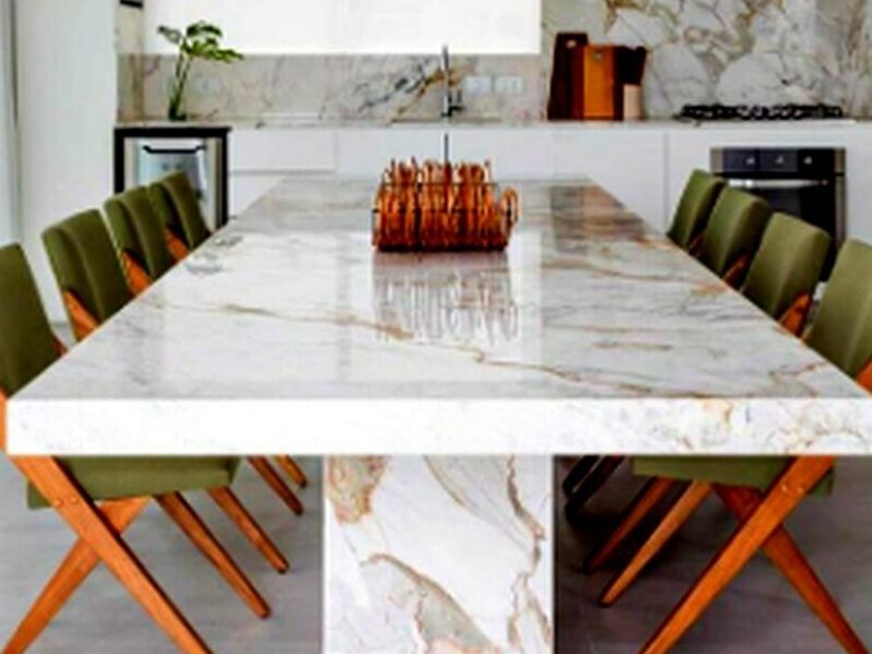 Mesa marmol pequeña  Perú