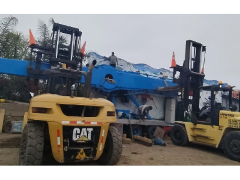 Gruas telescopicas de 5 a 100 tns Peru 