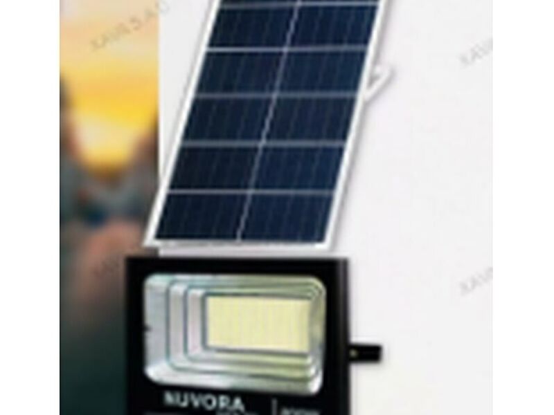 Luz con panel solar Perú