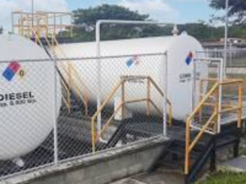 Cisterna combustible diésel Perú