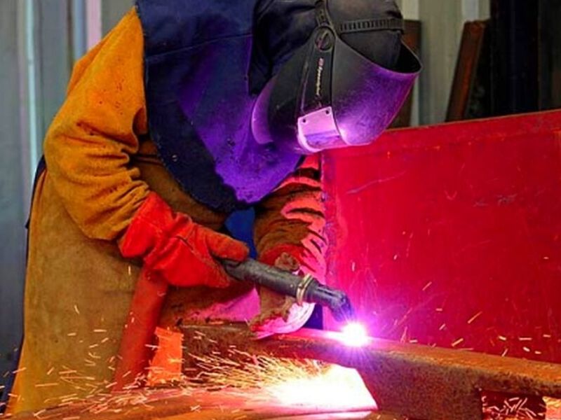 MANTENIMIENTO Y REPARACIÓN DE CONTENEDORES