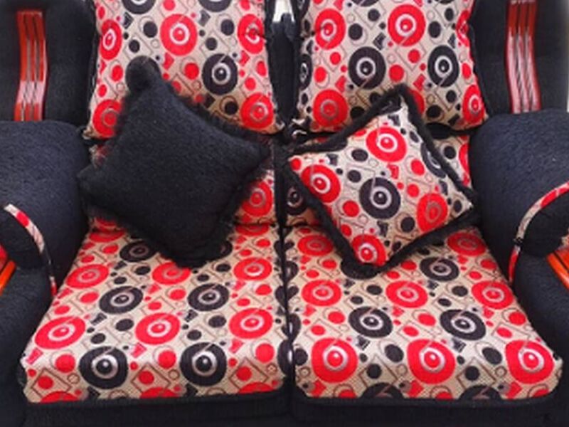 Sofá Rojo estampado Perú