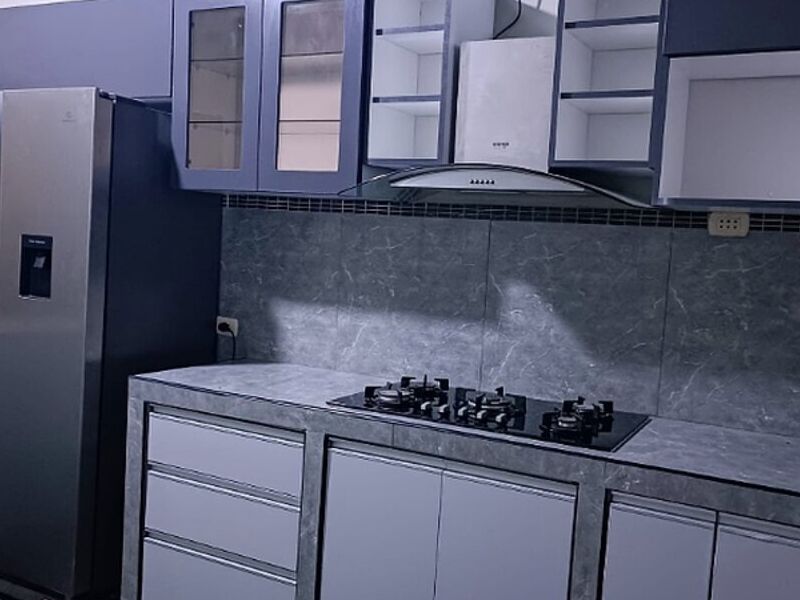 Cocina lineal Perú