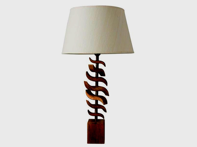 Lampara mesa soporte madera Peru