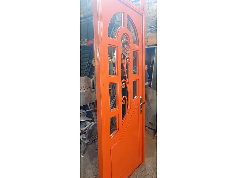 Puerta m4 Perú