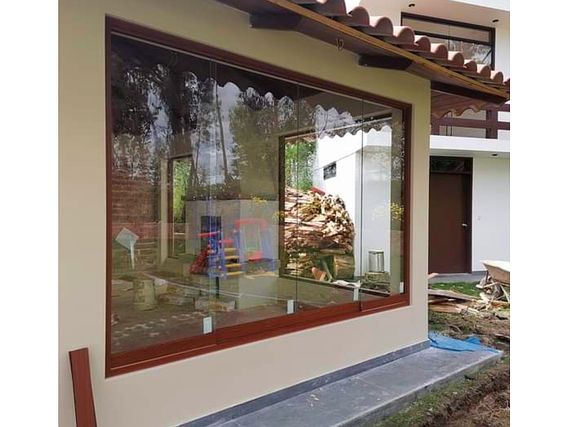 Ventana de Madera Perú