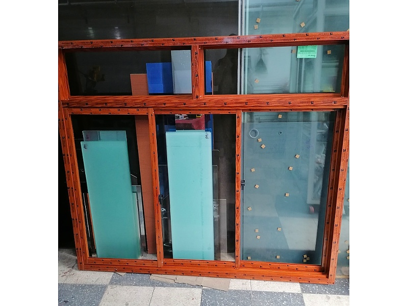 Ventana de Madera Lima