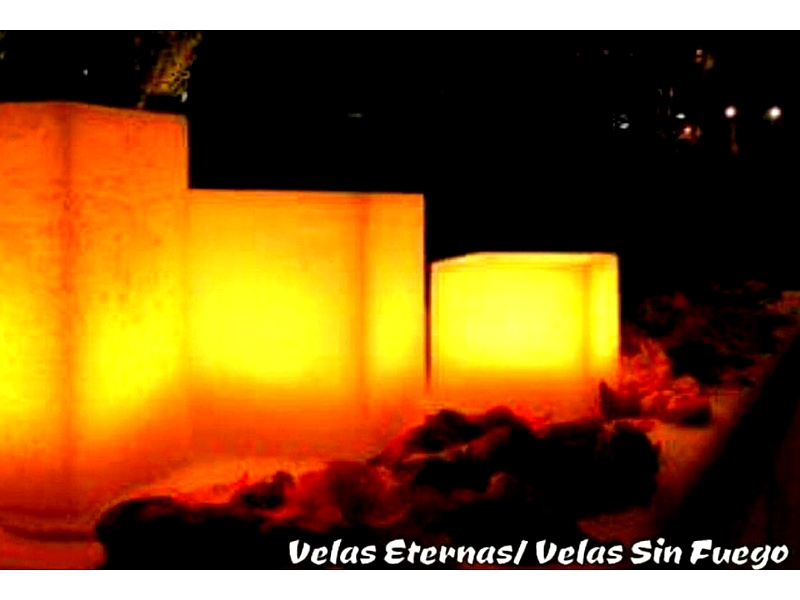Vela cubica Eterna Perú