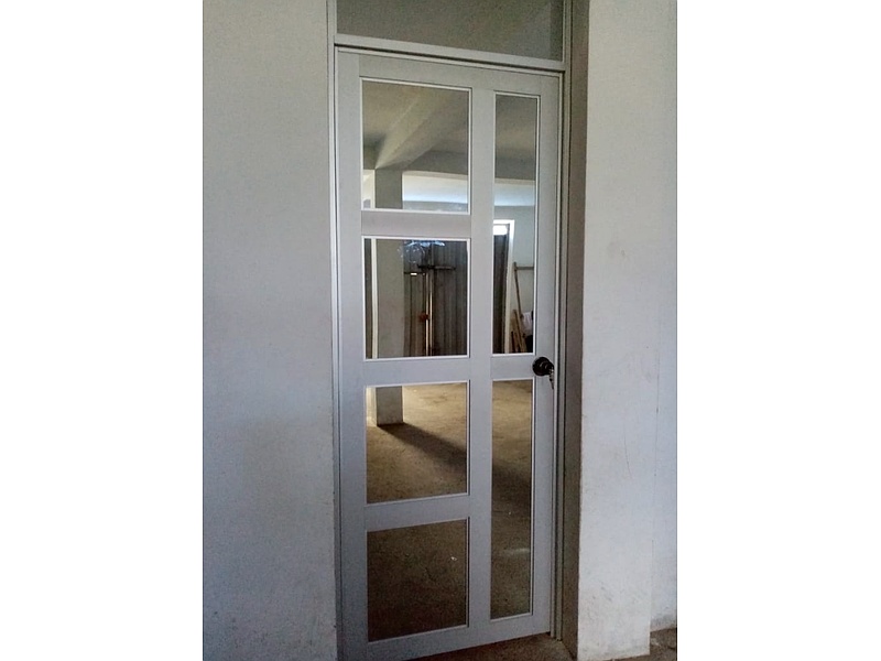 Puerta de Aluminio Perú