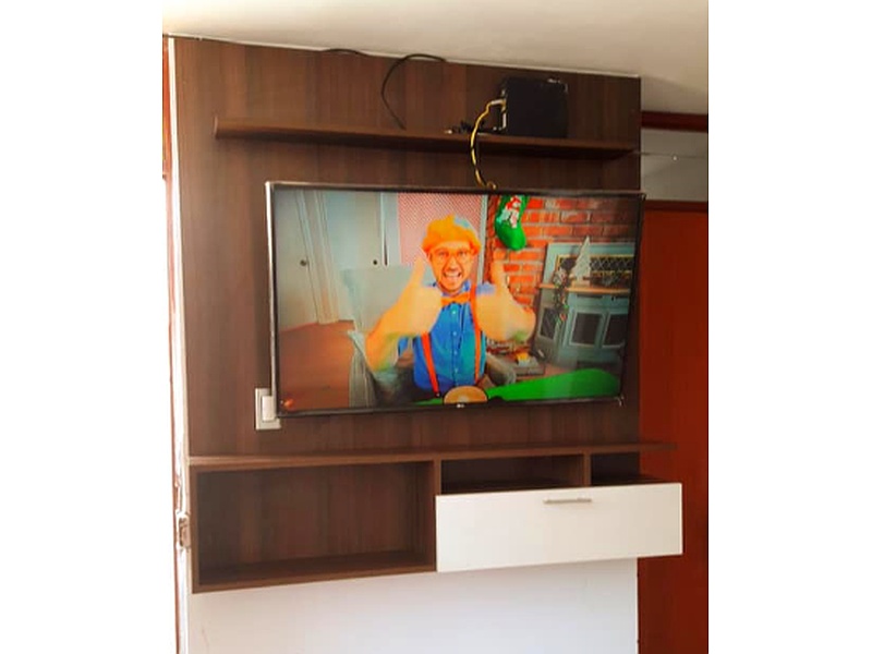 Mueble Madera TV Perú