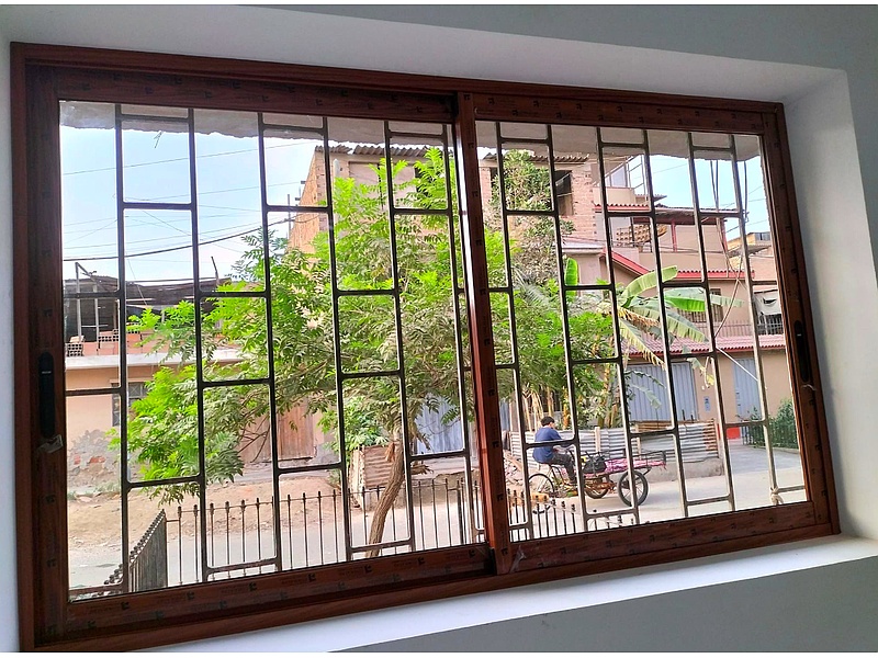 Ventana de Madera Lima