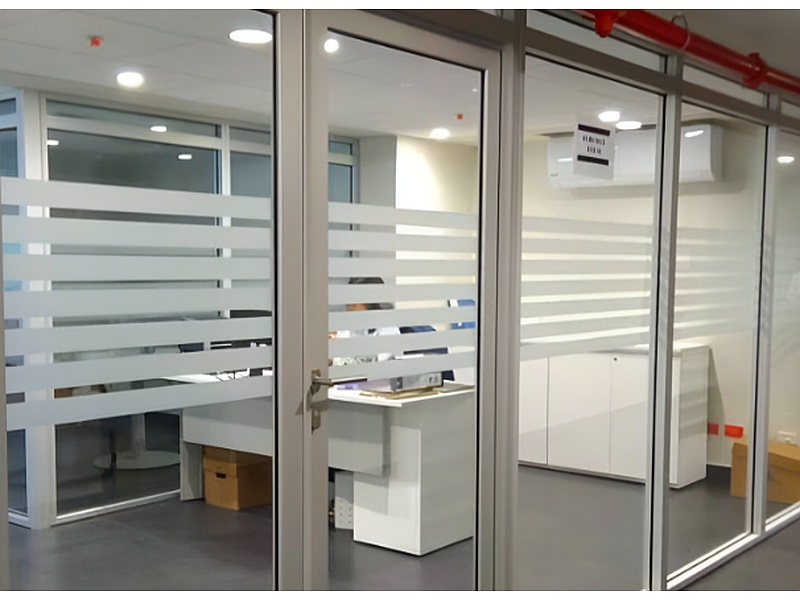 Puerta de Aluminio Lima