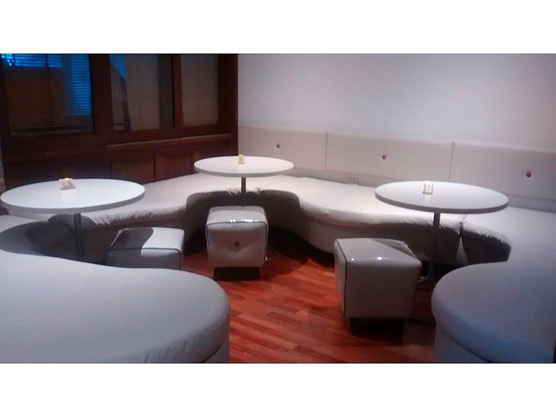 Muebles blancos para restaurante Peru