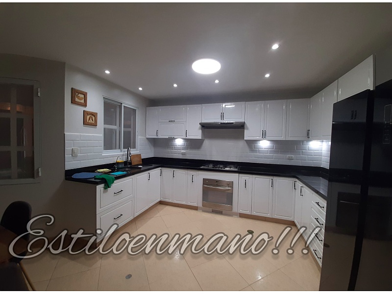 Muebles blancos para cocina Peru
