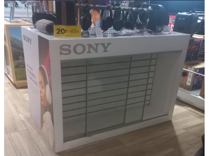 Exhibidor Perú