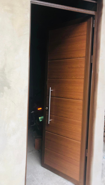 Puerta automática Ayacucho
