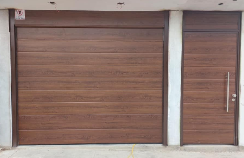 Puerta automática Perú