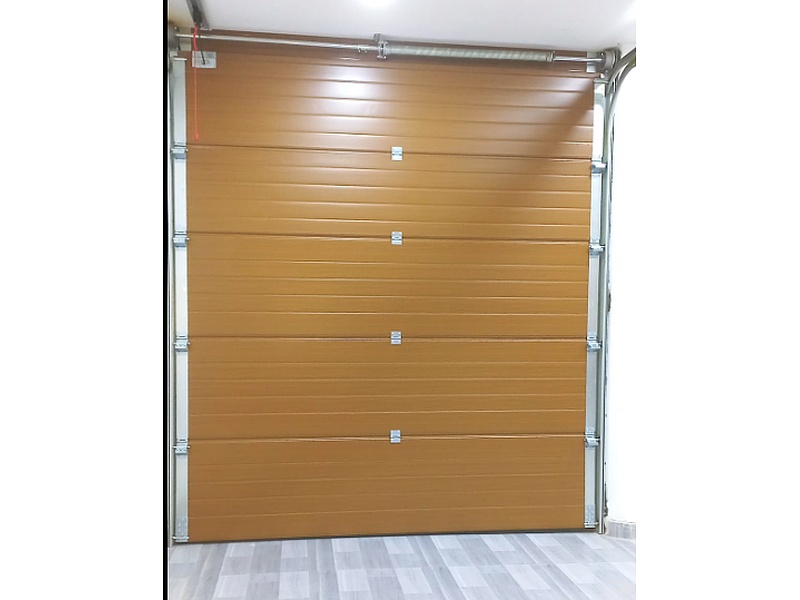 Puerta Garaje Corredera de Aluminio