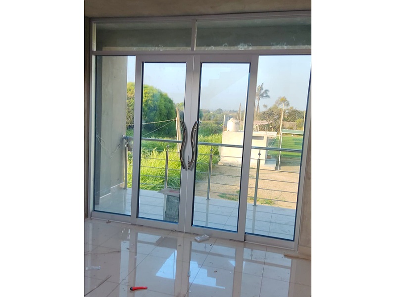 puerta aluminio Perú 
