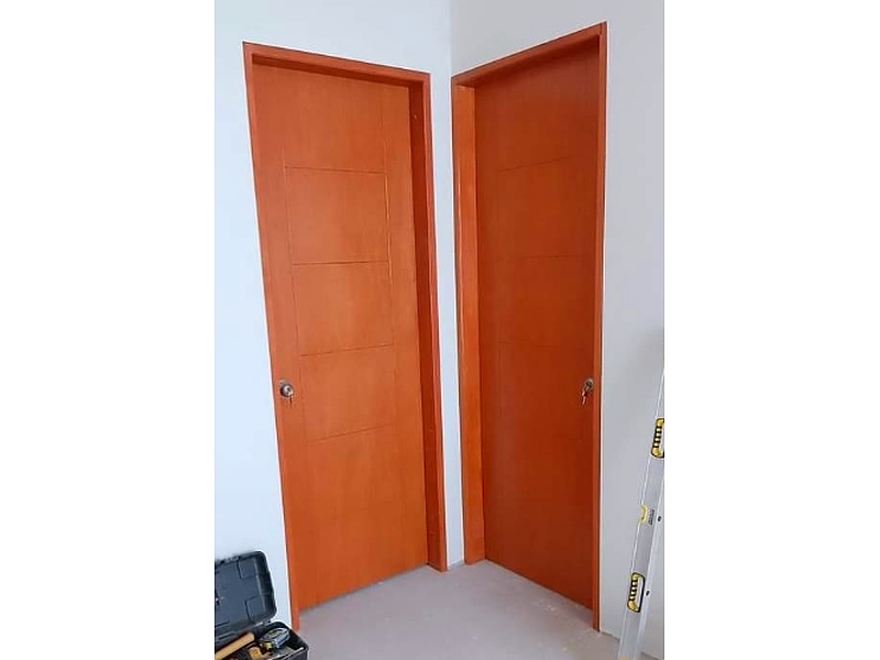 Puertas Madera Caoba Perú