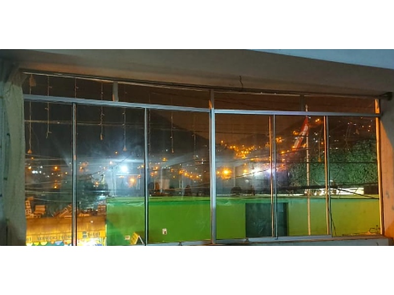 Ventanas De Aluminio Grises Perú