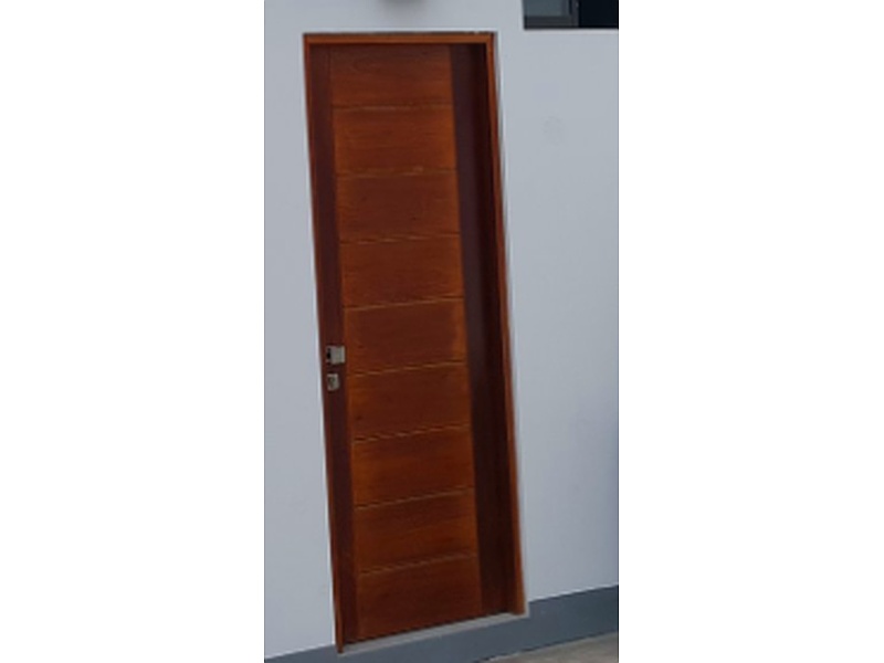 Puertas De Madera Miel Perú
