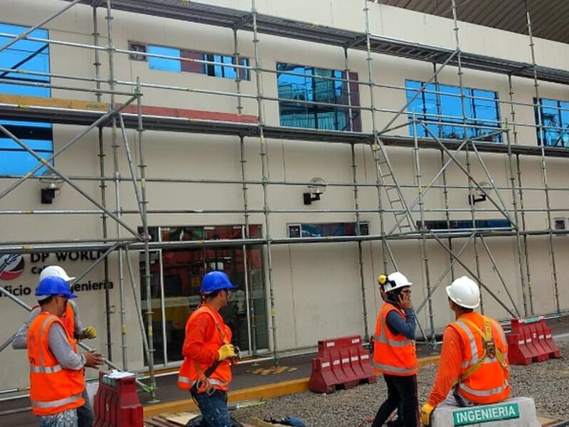 Andamios Seguros Perú
