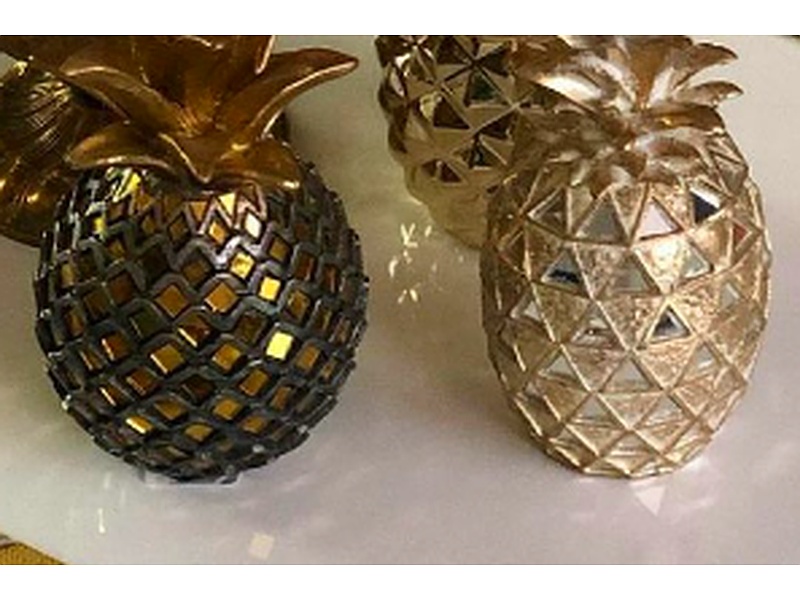 Adornos Decorativos Piña Dorada Perú