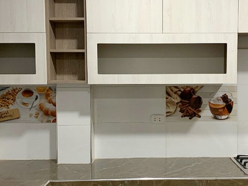  Mueble de cocina beige Perú