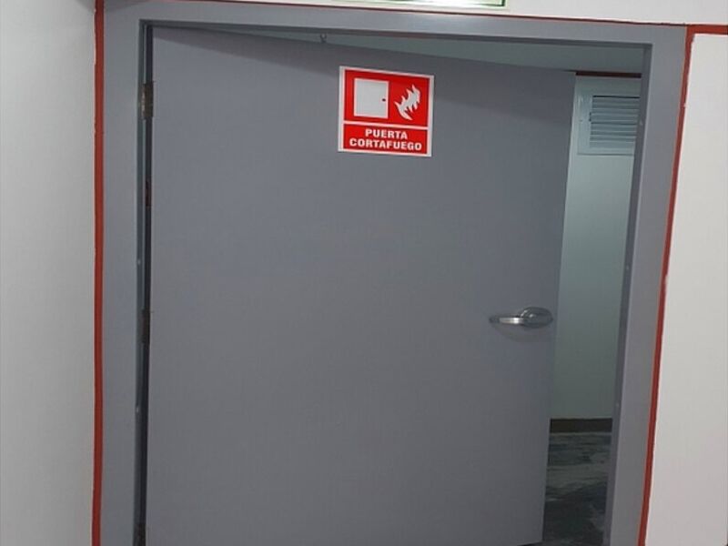Puertas Cortafuego FIRE DOOR y HARDWARE Perú