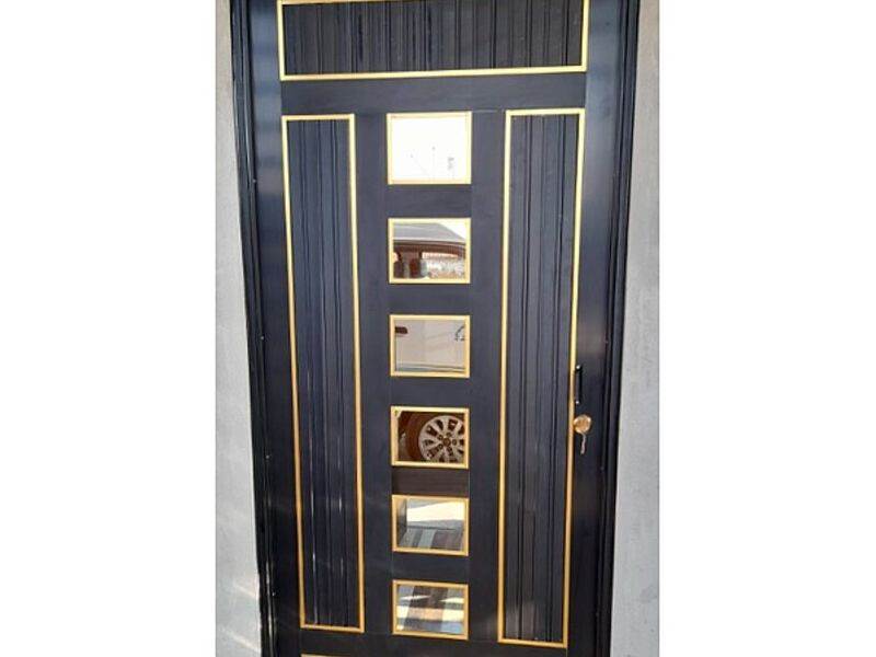 Puerta m4 Perú