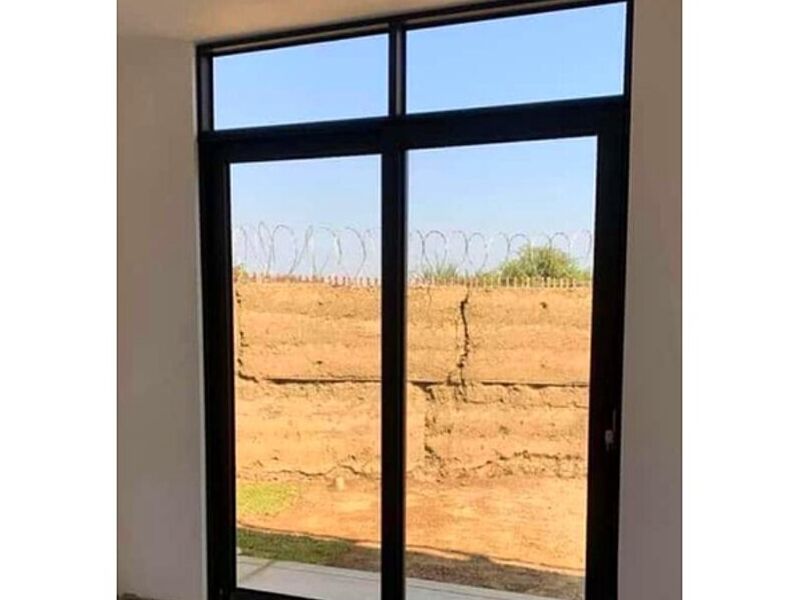 Puerta m7 Perú