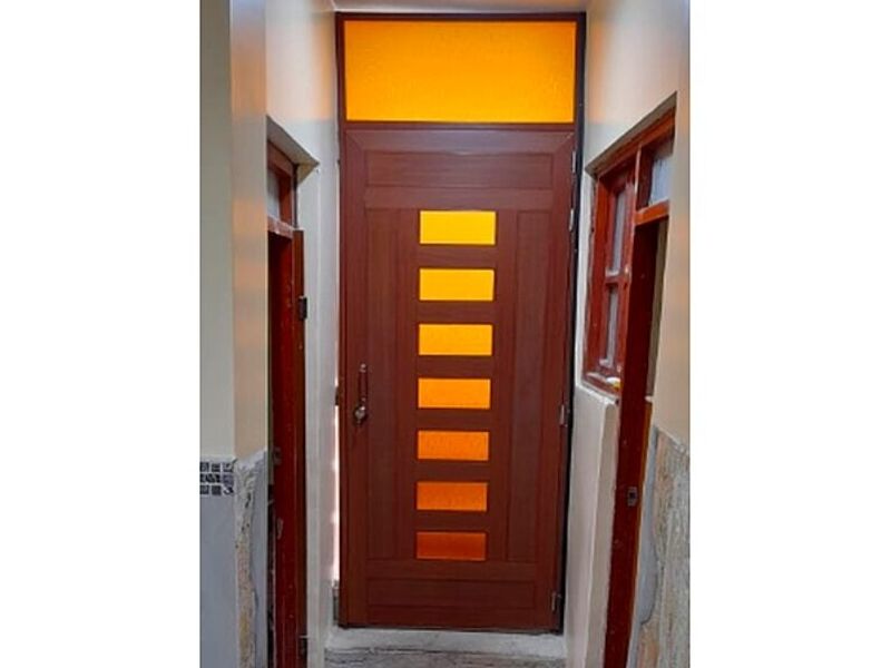 Puerta m8 Perú