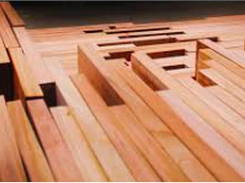 Madera eucalipto Perú
