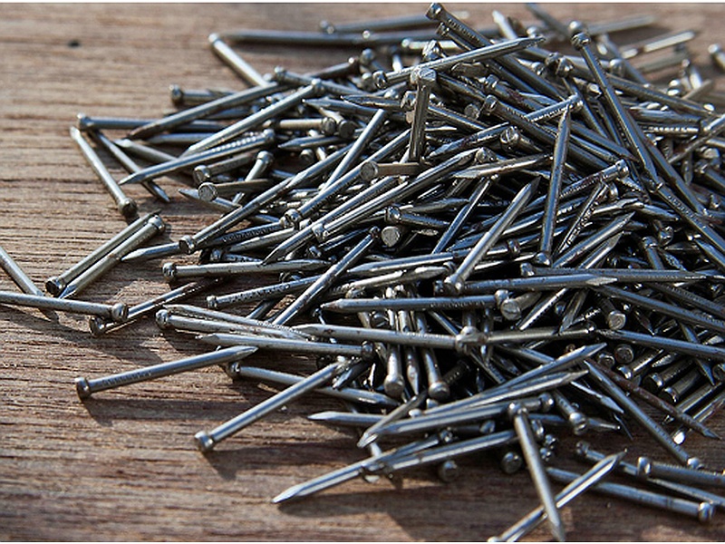 Clavos Acero Iquitos