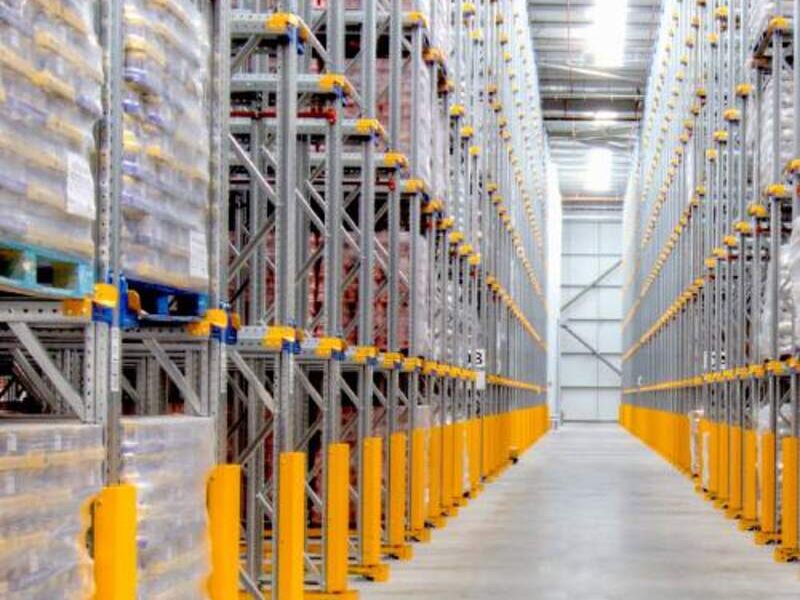 Rack Selectivo de Pasillo Estrecho Perú