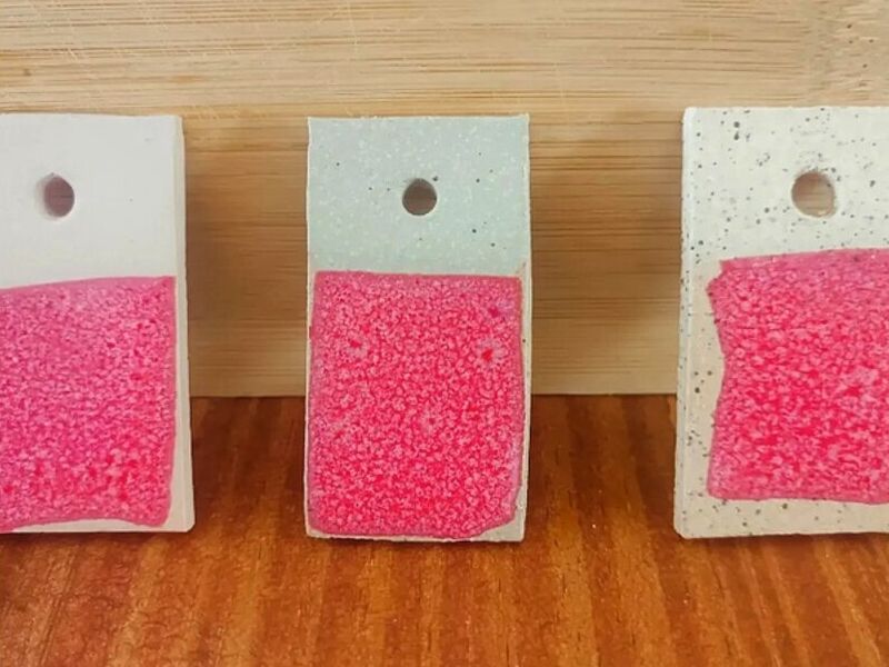 Esmaltes rojo Miraflores