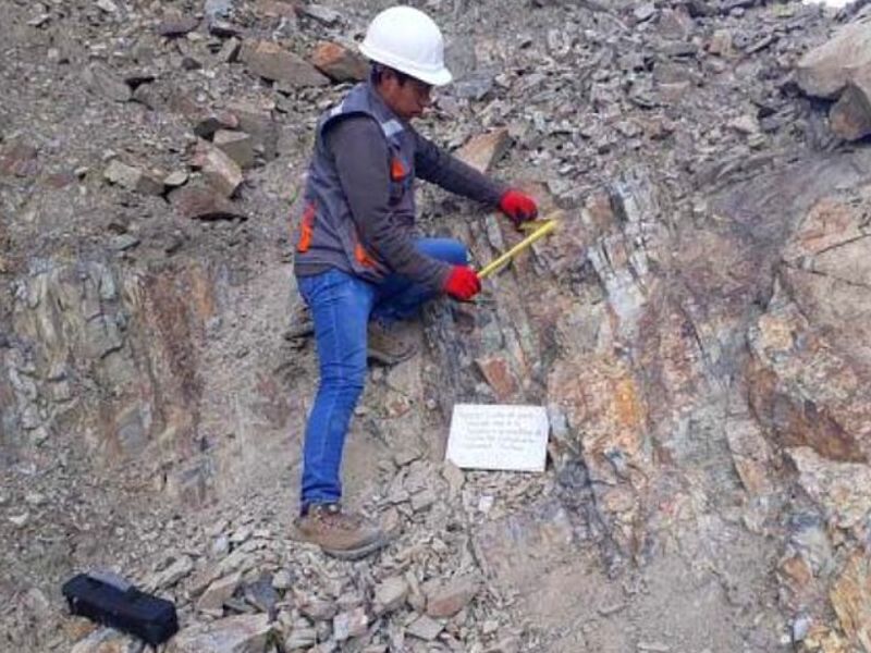 Evaluación y caracterización de macizo rocoso
