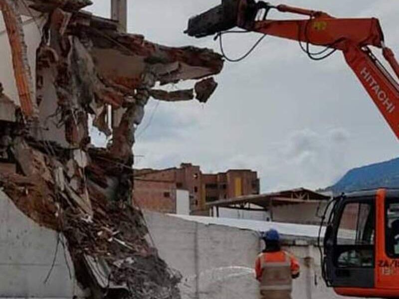 Demolición de Infraestructura Perú