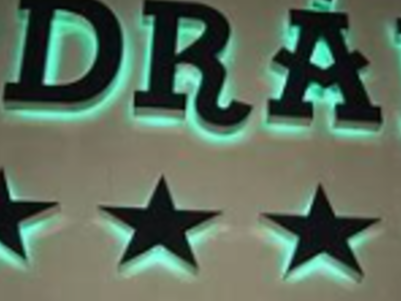 Letras corporea, Breña Perú