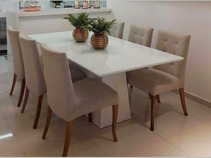 Mesa de comedor Perú