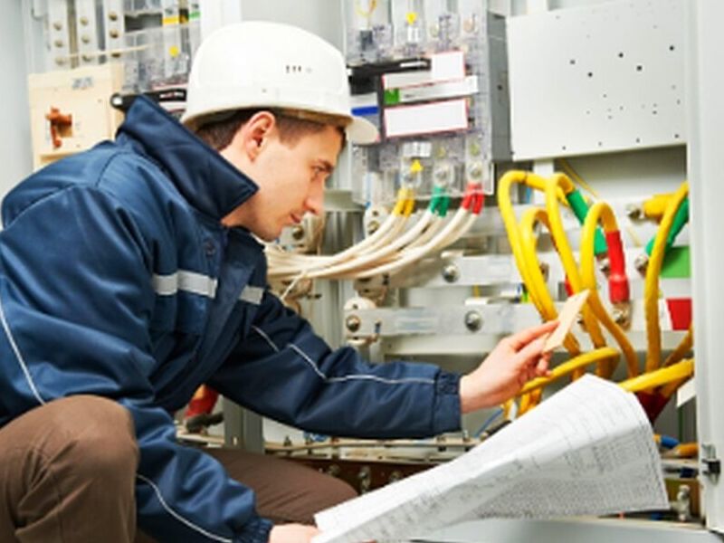 INGENIERO ELÉCTRICO PERÚ