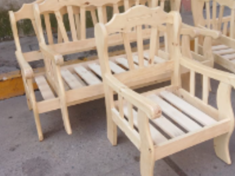 Sillon de madera pino Peru