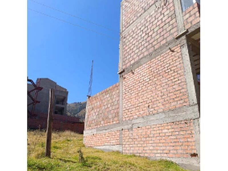 Inmobiliaria con zonas verdes Peru