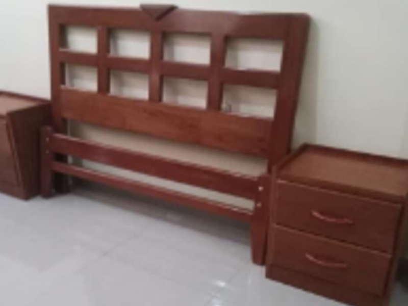 Velador de dormitorio Peru
